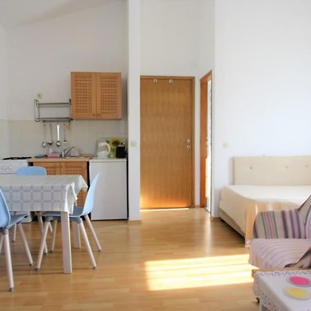 Apartments Pernar โปเรช ห้อง รูปภาพ