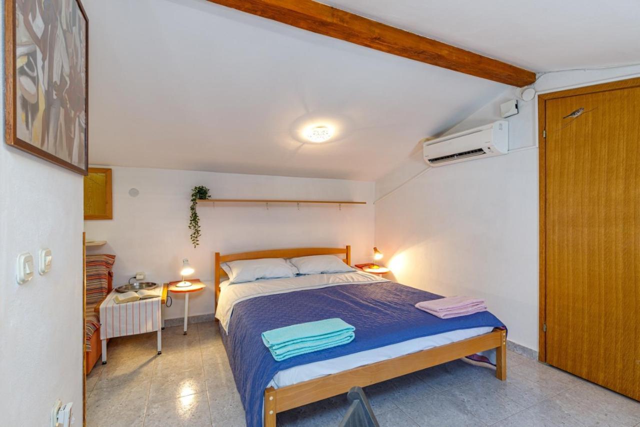 Apartments Pernar โปเรช ภายนอก รูปภาพ
